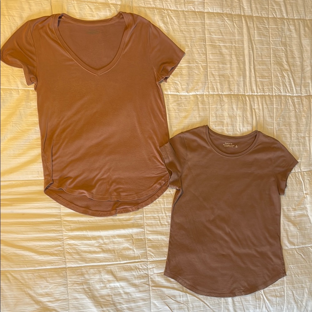Abercrombie Taupe T-Shirt Set Vneck Crewneck